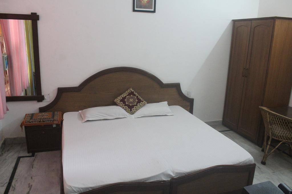 The Holiday Home ริชิเคช ภายนอก รูปภาพ